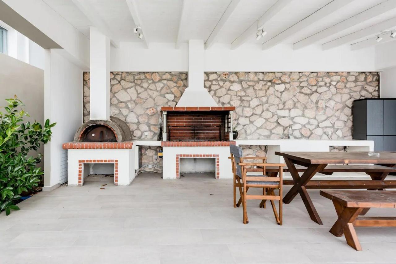 ethereal villa Lourdata  Eksteriør billede