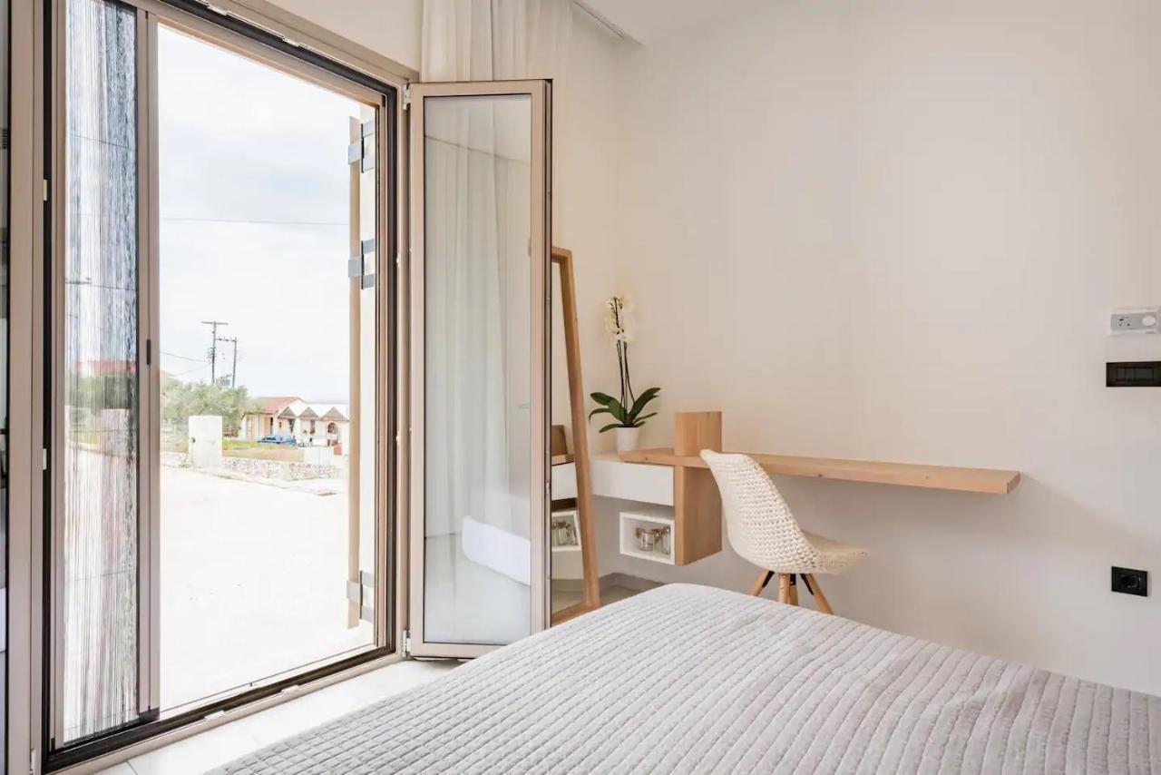 ethereal villa Lourdata  Eksteriør billede
